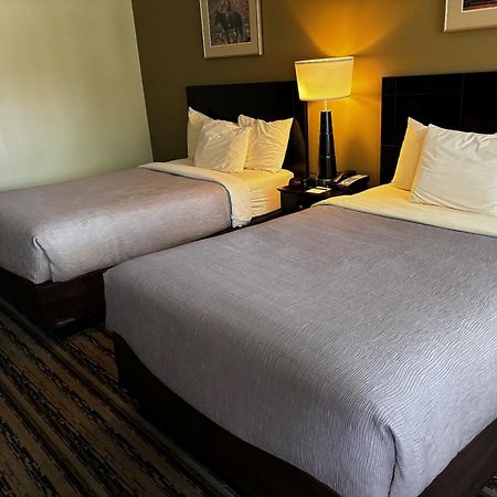 Window Rock Quality Inn Navajo Nation Capital מראה חיצוני תמונה