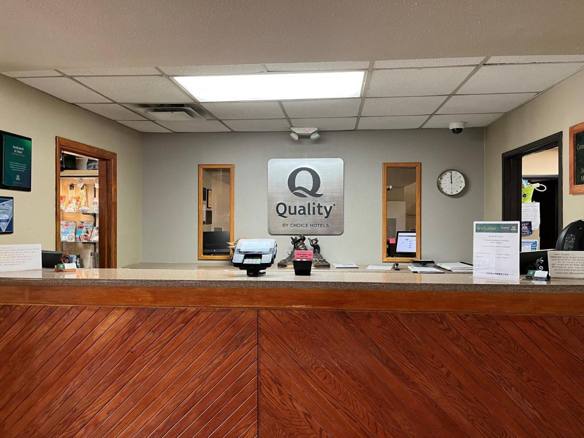 Window Rock Quality Inn Navajo Nation Capital מראה חיצוני תמונה