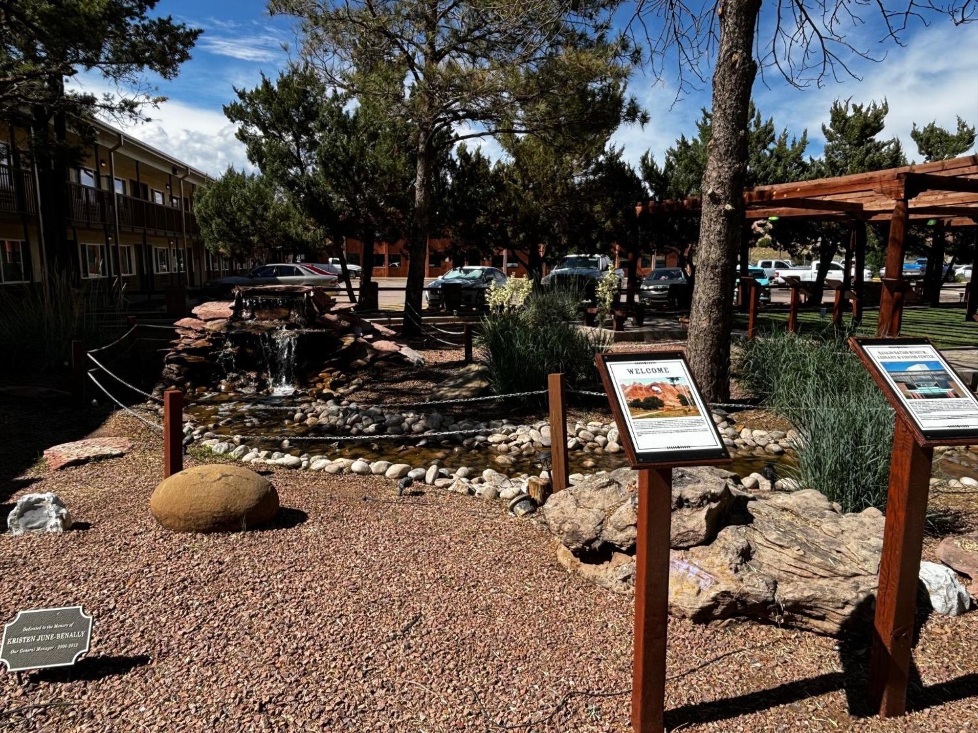 Window Rock Quality Inn Navajo Nation Capital מראה חיצוני תמונה