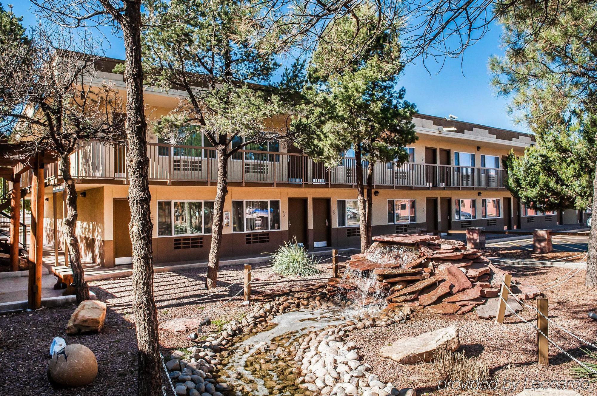 Window Rock Quality Inn Navajo Nation Capital מראה חיצוני תמונה